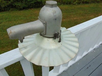 Lámpara de calle vintage de aluminio de 20" de diámetro de 20" de material de línea para exteriores Foto 1 de 4