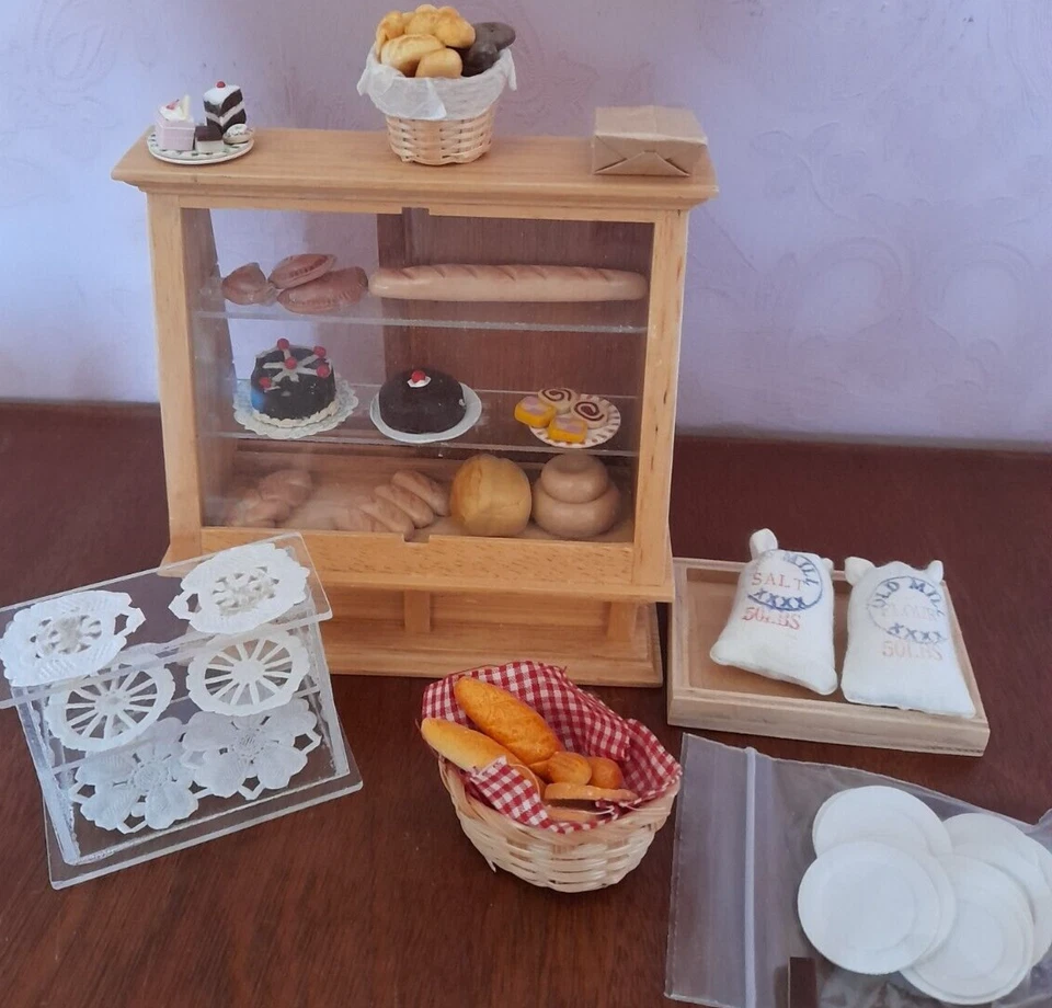 Dolls House Shop Display Unit with Food - Image 1 of 1
