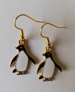 Drop / Dangle Earrings - Cute Penguin - Black & White - Gold Plated - Picture 1 of 6