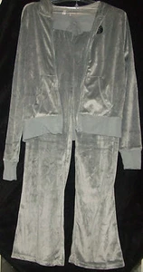 O'MOI ENSEMBLE PYJAMA AVEC HAUT A CAPUCHE +PANTALON EFFET VELOURS FR 40/42  - Imagen 1 de 10