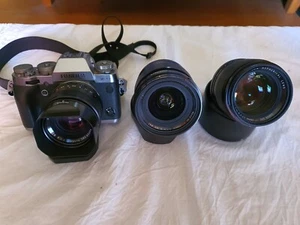 Fujifilm X-T1 Graphite Silver + XF 16mm F/1.4 XF 56mm F/1.2 XF 35mm F1.4 MINT - Picture 1 of 12