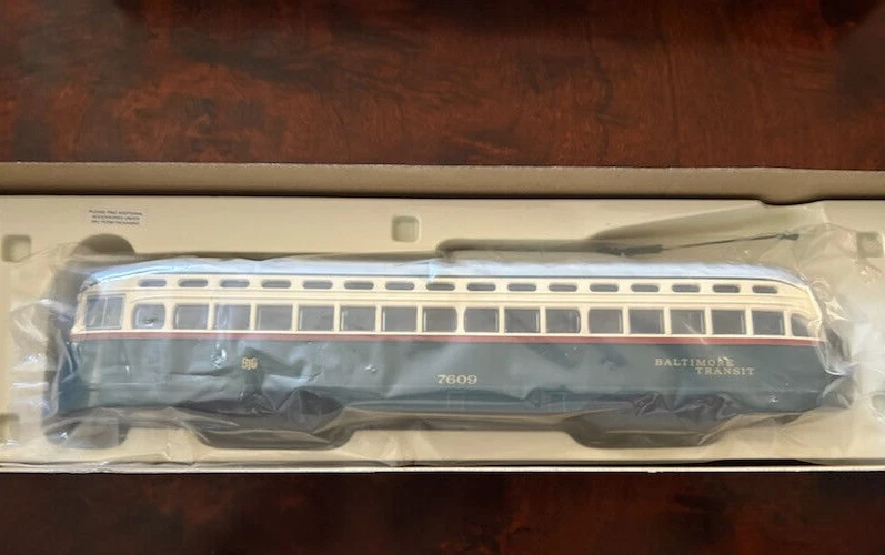 CORGI VINTAGE BUS LINES PCC STREETCAR BALTIMORE TRANSIT CO NIB 1/50 - Image 1 of 4