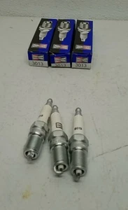 Champion 3013 Platinum Power Spark Plug | Pack of 3 | High-Performance Ignition - Picture 1 of 5