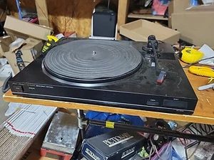 Tocadiscos estéreo Fisher MT-914A, leer - Imagen 1 de 4