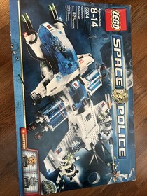 LEGO Space: Police Galactic Enforcer (5974) New : Damaged Box
