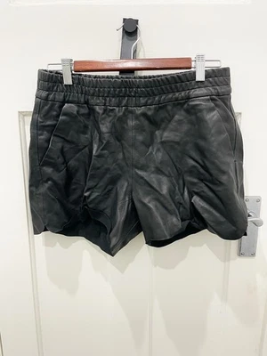 ZOE KARSSEN Black Sheepskin Leather Shorts Elastic Waist L Premium - image 1 of 3