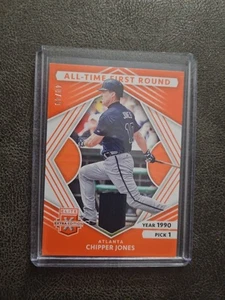 2022 ELITE EXTRA EDITION CHIPPER JONES ORANGE ALL-TIME FIRST ROUND RELIC #/49 - Picture 1 of 2