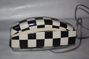 Vintage Northwestern Bell Favorite Plus Checkered Flag Corded Wall Phone - Zdjęcie 1 z 10