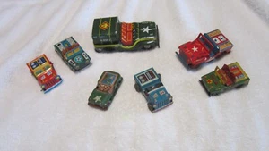 VINTAGE LOT OF TIN TOY JEEPS 7 TOTAL VARIOUS CONDITIONS - Picture 1 of 6
