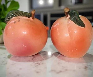 Vintage Peach Shaped Salt and Pepper Shakers  Made in Japan - Picture 1 of 7