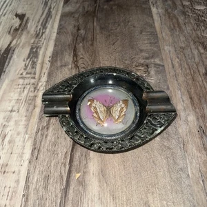 VINTAGE SOUVENIR ASHTRAY Real Butterfly Under Glass MADE IN OCCUPIED JAPAN (12) - Picture 1 of 3