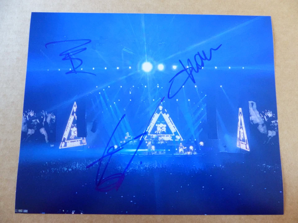BÖHSE ONKELZ signed Autogramm signiert auf 20x25 cm Foto Berlin 4.9.2022 - Bild 1 von 1