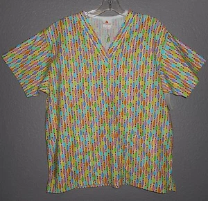Peaches Scrub Top - Women's Small - CUTE! NWT MULTI-COLOR GEO - Picture 1 of 6