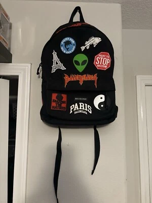 Mochila Balenciaga Explore Patch  Foto 1 de 4