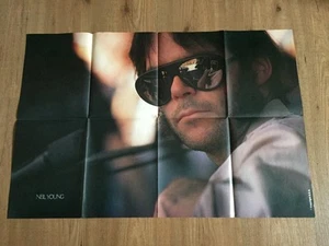 VINTAGE POSTER NEIL YOUNG YEAR 1979 RARO cm. 84 x 56 ITALY VERY GOOD++ - Foto 1 di 1