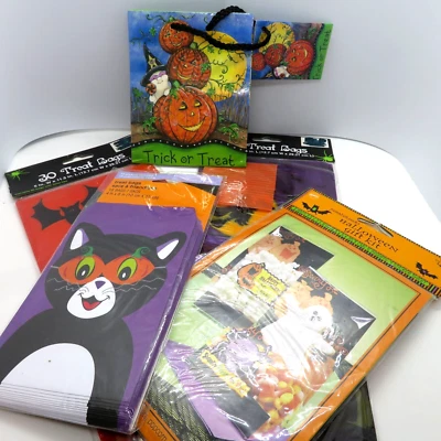 Lot of 84 Total Party Supplies Vintage Halloween Treat Bags Stickers Party Bags - Image 1 of 4
