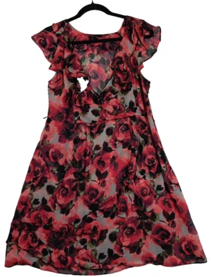 Vestido transparente con estampado floral rojo talla grande Elle para mujer Foto 1 de 4