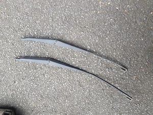 Wischerarme Vorne Fiat Punto 188 Bj.02 - Bild 1 von 2