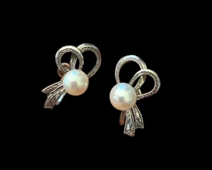 Ohrringe mit Gravur Vintage Akoya 7 mm Zuchtperlen Sterlingsilber Schraubverschluss - Bild 1 von 7