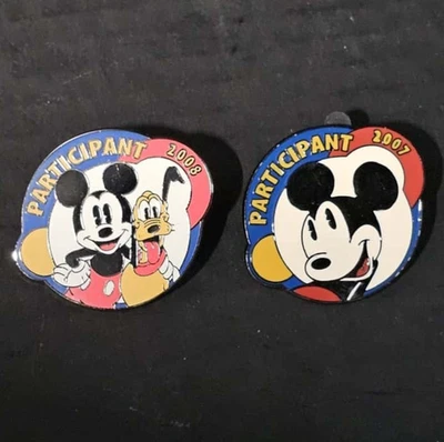 WDW Disney Pins Cast Member 2007-08 United Way Campaign Participant Mickey Pluto - Image 1 of 4