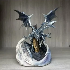 Yu-Gi-Oh Duel Monsters Drago Bianco Occhi Blu Action Figure 25cm Statua Collezio - Foto 1 di 6
