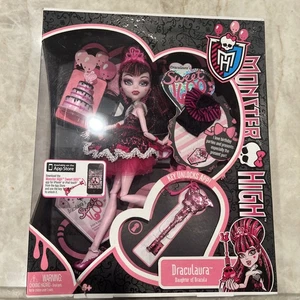 Bambola Monster High Draculaura's Sweet 1600 Draculaura 2011 Mattel nuova con scatola - Foto 1 di 4