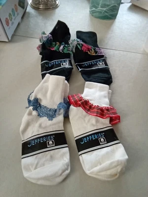 Calcetines Jefferies niñas 4 pares tobillo talla 7-8 volantes de colores, azul, rojo y flores nuevos con etiquetas Foto 1 de 4