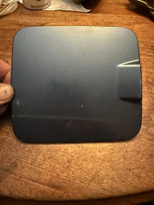 Volvo 740 940 960 Gas Door Fuel Door 83-  98 Blue - Image 1 of 3