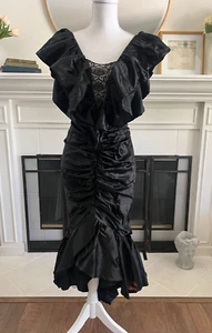 Vintage 80s Party Dress Size 7 (S) Black Taffeta Lace Ruffled Whimsigoth Gothic - Picture 1 of 13