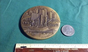DETROIT SKYLINE Brass Gold-Tone 3” Spike Lawrence Inc. Medallion / Paperweight - Picture 1 of 5