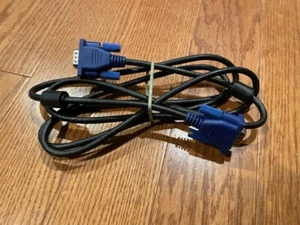 Standard VGA to VGA Cable - Picture 1 of 1