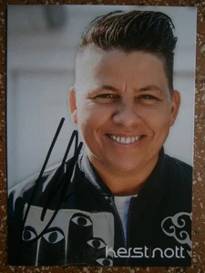 Musik - unterschriebenes Bildautogramm - Kerstin Ott - Schlager - Bild 1 von 1