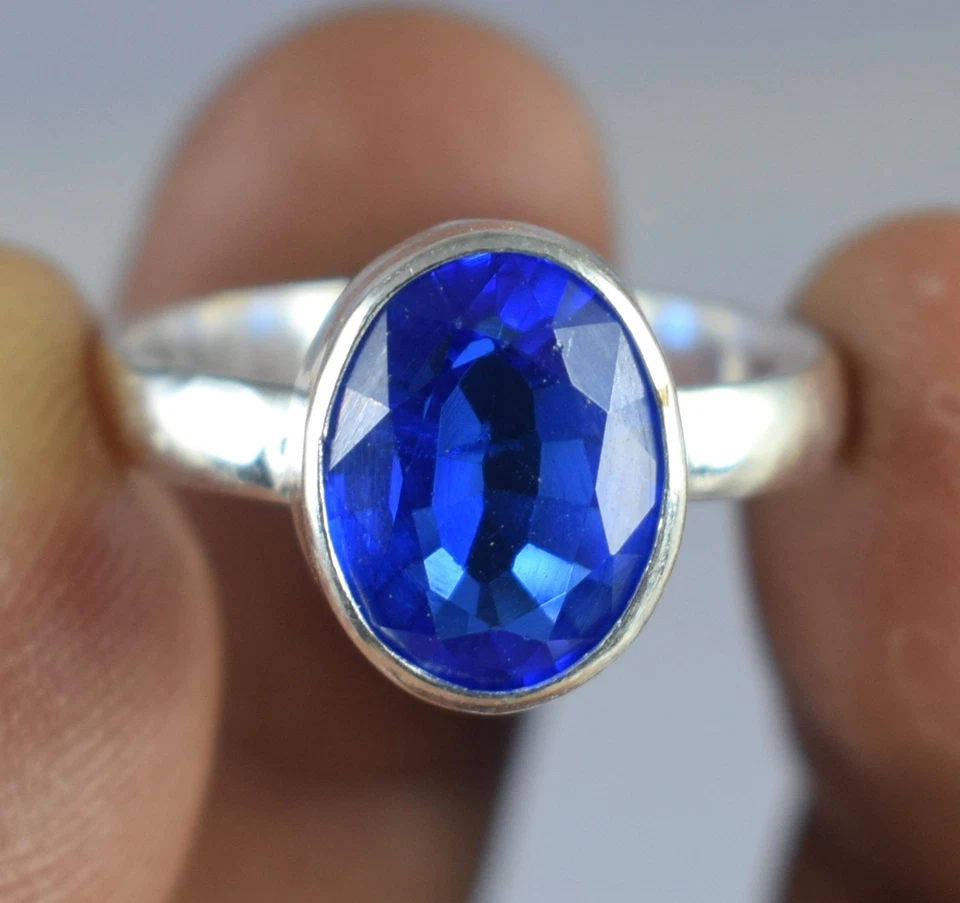 Anillo de compromiso para hombre con piedras preciosas ovaladas de 7,55 quilates de tanzanita azul natural certificado Foto 1 de 4