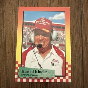 1989 MAXX Card#138 Featuring Harold Kinder-NASCAR Flagman - Picture 1 of 3