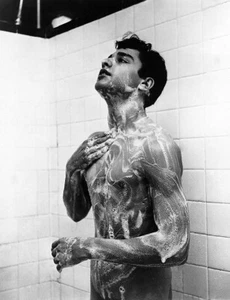 Sal Mineo - Shower - 11 x 17 Photo Reprint - Picture 1 of 1
