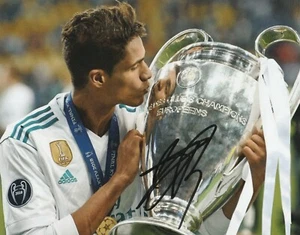 Raphaël Varane Hand Signed 10x8 Inch Real Madrid Football photo Raphael Varane - Picture 1 of 1