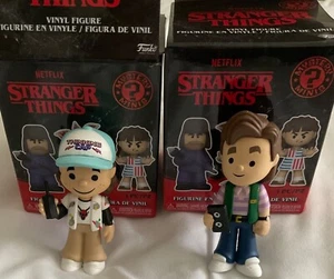 FUNKO MYSTERY MINIS STRANGER THINGS SERIES 3 VINYL FIG STEVE 1/12 & Dustin 1/6 - Picture 1 of 2