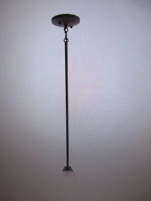 Kichler Jolie 1 Light Olde 青铜阴影厨房迷你吊坠悬挂灯 — 第 1/3 张图片