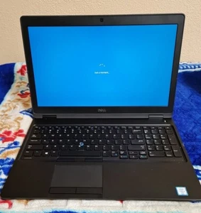 Dell Latitude 5580 15.6'' 256GB SSD Core i5-6300U 2.6GHz 8GB RAM WIN 10 Laptop - Picture 1 of 13