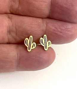 One Pair of minimalist mini stainless steel cactus stud earrings /E1 - Picture 1 of 1