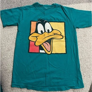 Vintage Looney Tunes Six Flags Single Stitch T-Shirt Youth Large Daffy Duck 1991 - Picture 1 of 10