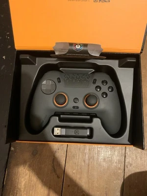 Scuf Envision Pro Wireless PC Gaming Controller Grey/Orange - Image 1 of 4