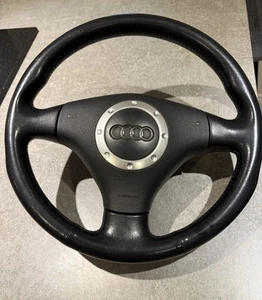 Audi TT Mk1 Steering Wheel Inc Airbag - Picture 1 of 3