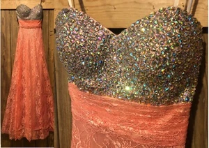 La Femme Lachs Spitze ALine einfarbig Strass Brust/Rückenträger Abendkleid 00/XXS - Bild 1 von 17