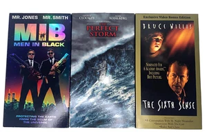 Lot Of Three VHS Tapes -Men In Black -The Perfect -Storm The Sixth Sense AA17 - Picture 1 of 5