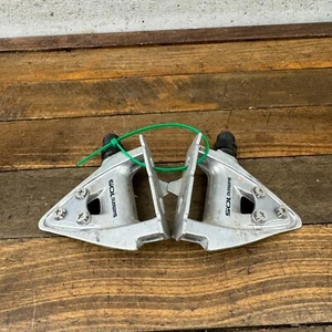 Vintage Shimano 105 PD-1050 Pedals Silver Aero 9/16 in Triangle 3 Bolt 1990s - Picture 1 of 14