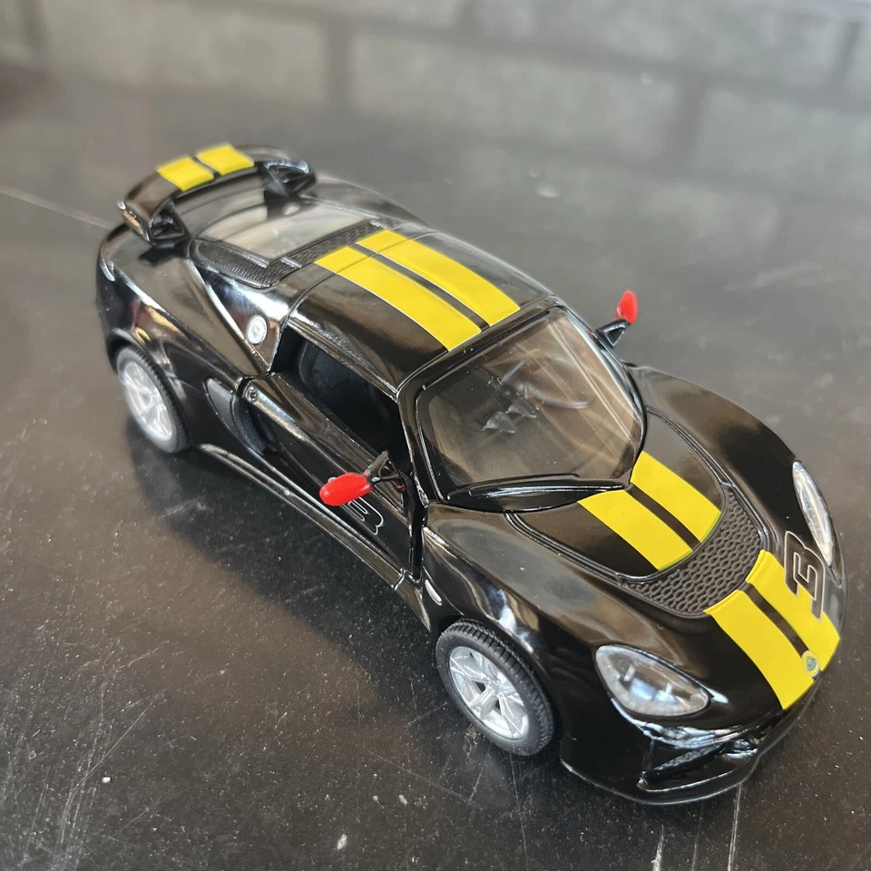 Kintoy 2012 Lotus Exige S 1:38 Diecast Model Toy Pullback Sports Car Gray - 2021 - Image 1 of 2