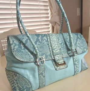 New Liz Claiborne Aqua Blue Shoulder Handbag Pockets Silver Decore CLEARANCE - Picture 1 of 23