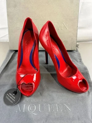 Alexander McQueen Peep Toe Tacón 120 Rojo Charol EU 36 UK 3 Foto 1 de 4