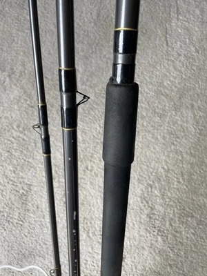 Match Rod Shakespeare Mustang 12ft 3 Piece 13 Guides with Bag - Image 1 of 4